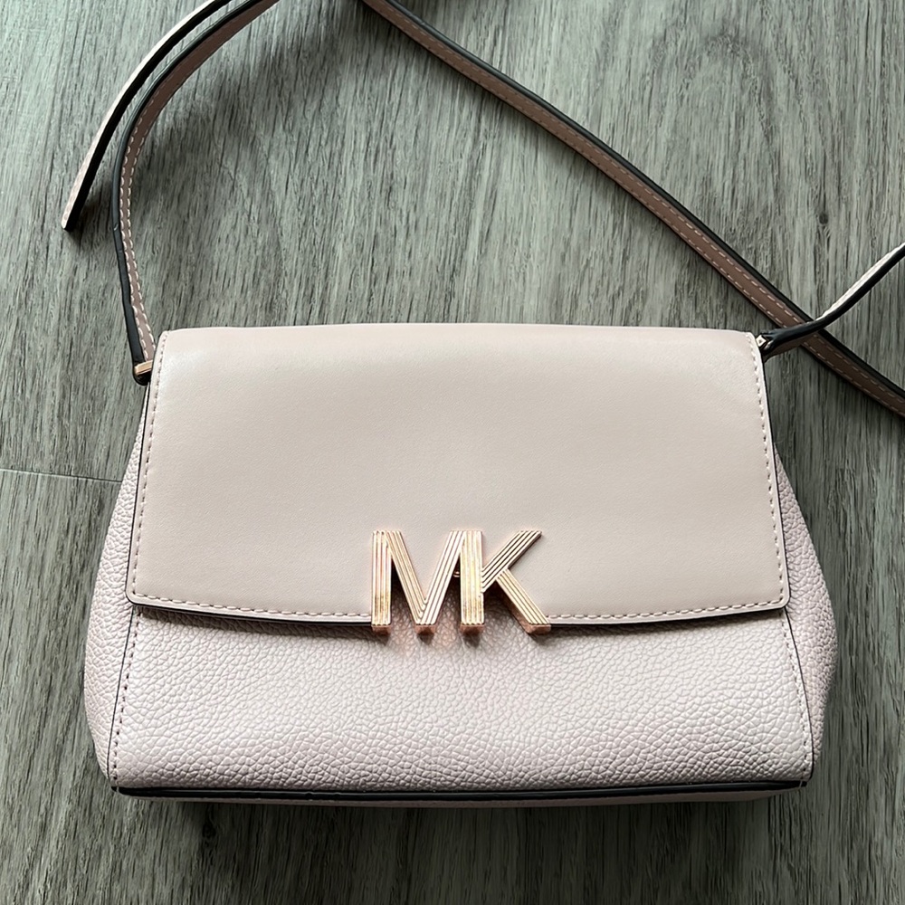 Michael Kors Crossbody